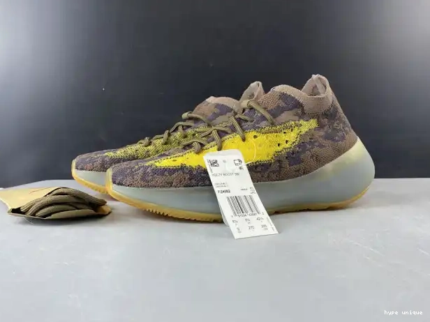 hype ADIDAS GOLD NON-REFLECTIVE BOOST 380 FZ4982 YEEZY 'COFFEE 0325